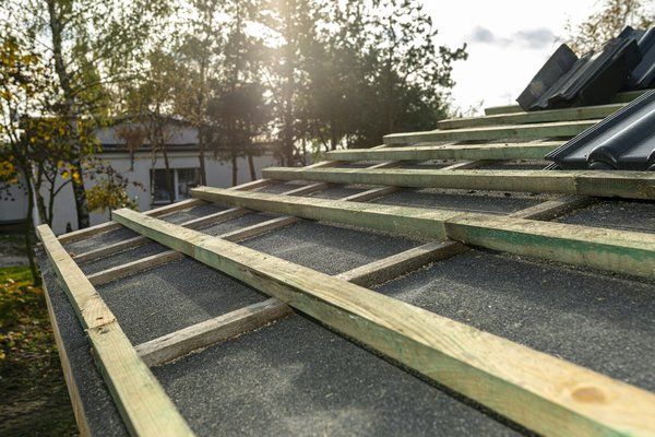 L'importance de l'écran sous toiture pour votre maison